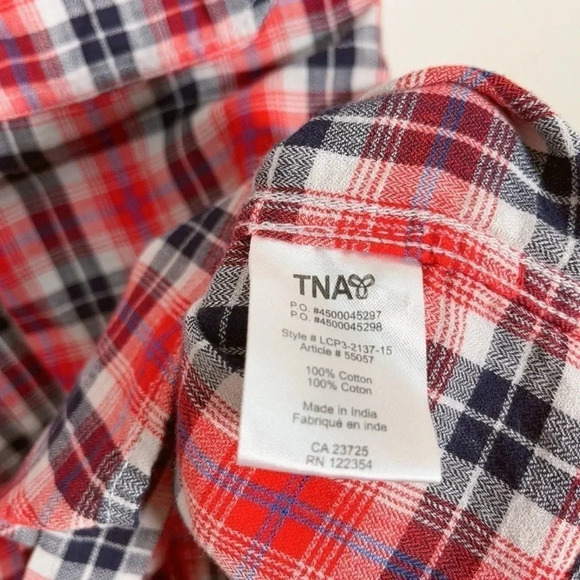 Aritzia Womens Medium Tna Boyfriend Plaid  Shirt - Picture 8 of 13